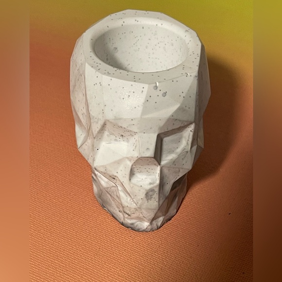 Resin Skull Makeup Holder **Multiple available** Handcrafted - Picture 10 of 15